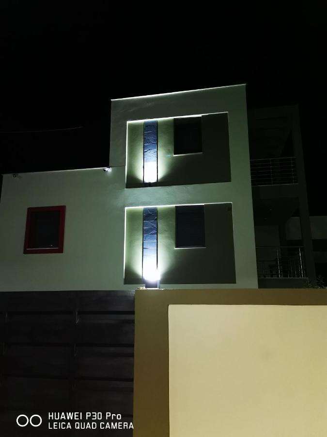 Pall'S Minimal Apartment Nea Peramos (Macedonia) Exterior foto