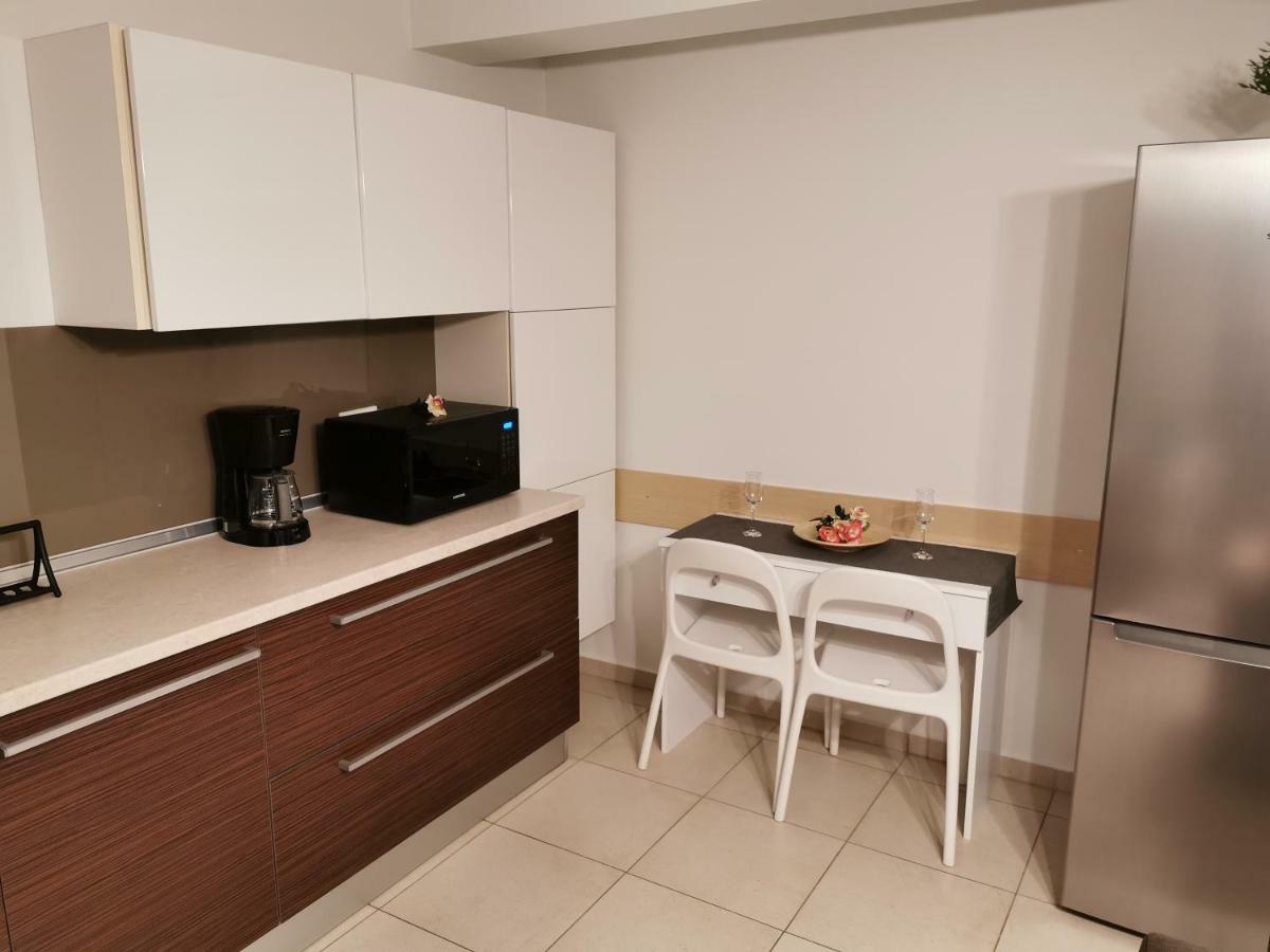 Pall'S Minimal Apartment Nea Peramos (Macedonia) Exterior foto